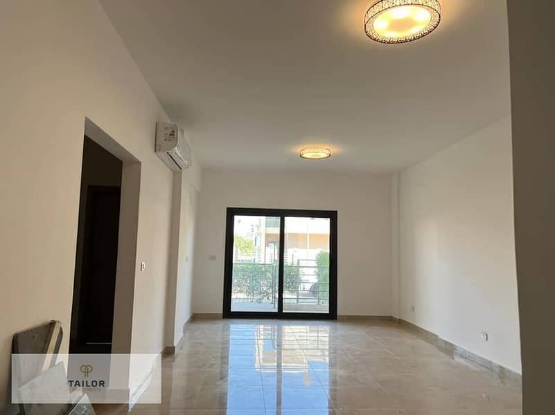 7 WhatsApp Image 2025-10-20 at 16.27. 05_beb6fbd4. jpg