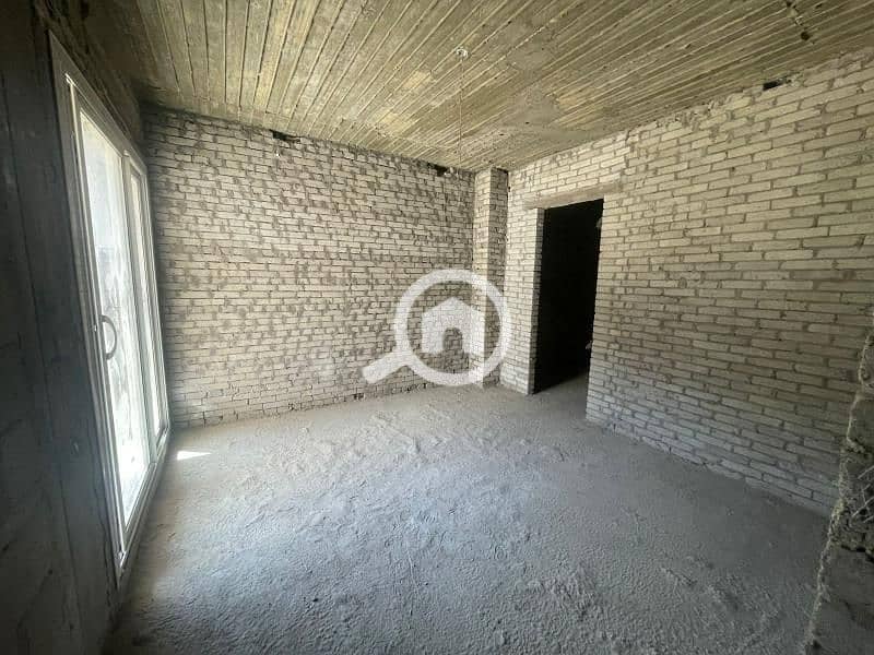 6 WhatsApp Image 2025-09-19 at 9.11. 16 PM. jpg