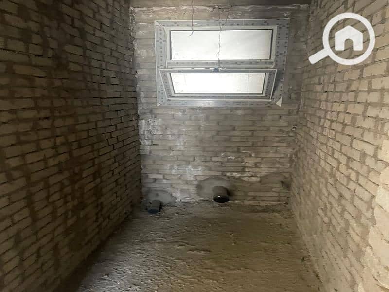 7 WhatsApp Image 2025-09-19 at 9.11. 17 PM (1). jpg