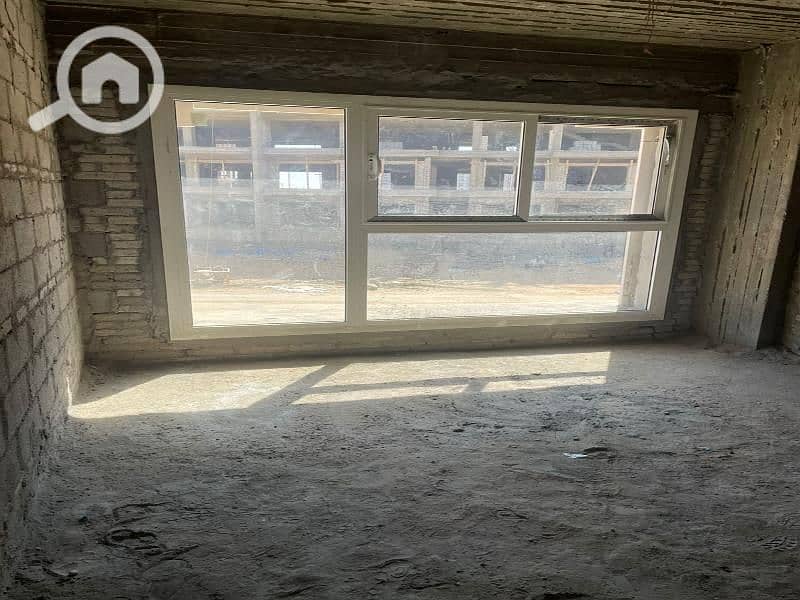 8 WhatsApp Image 2025-09-19 at 9.11. 17 PM. jpg