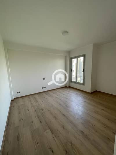 شقة 2 غرفة نوم للايجار في 6 أكتوبر، الجيزة - WhatsApp Image 2025-10-21 at 16.41. 56_8c694c1c. jpg