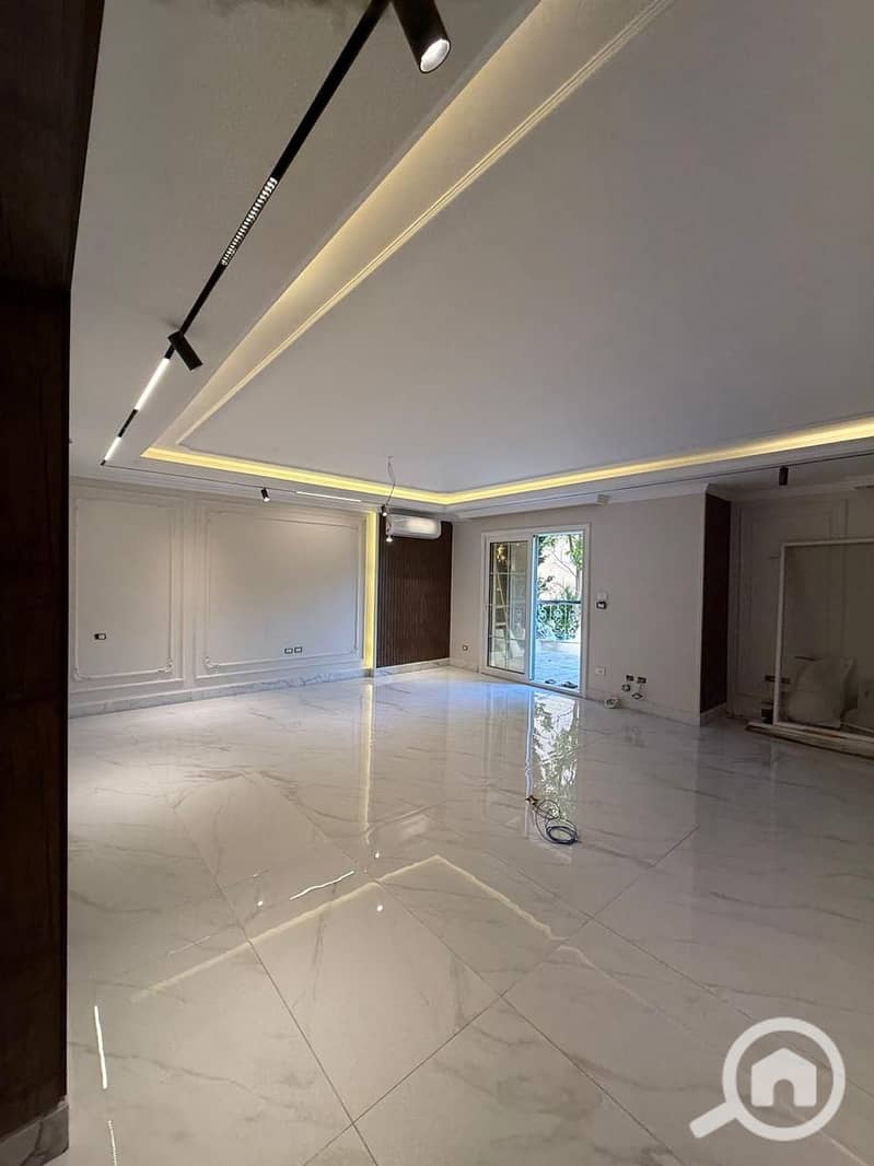 11 cd7eb6f8-afd4-454f-b2c0-8ea9a41ff51c. jpg