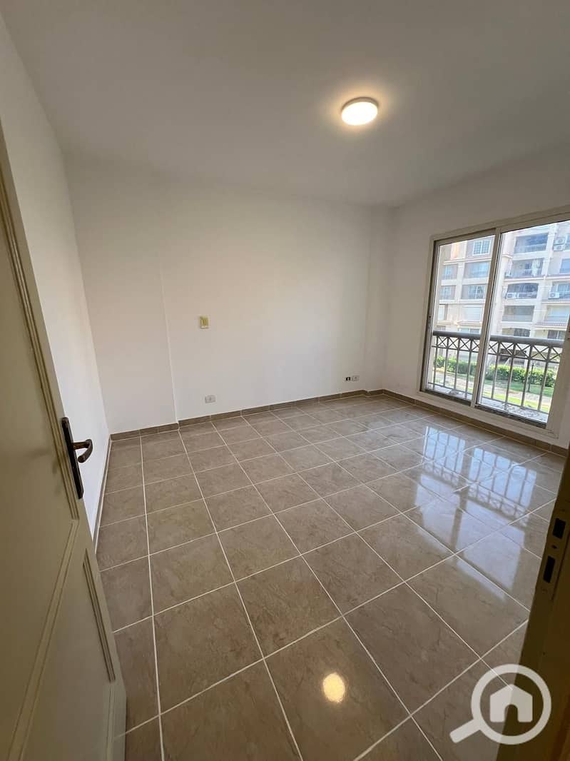 4 6a611fe2-e1ee-4b7b-b9c5-6fd0705f3a19. jpeg