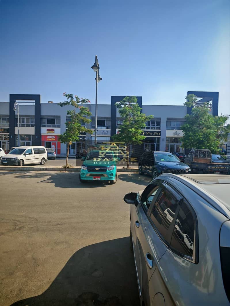 WhatsApp Image 2025-10-01 at 11.29. 45 AM (2). jpeg WhatsApp Image 2025-10-01 at 11.29. 45 AM (2). jpeg