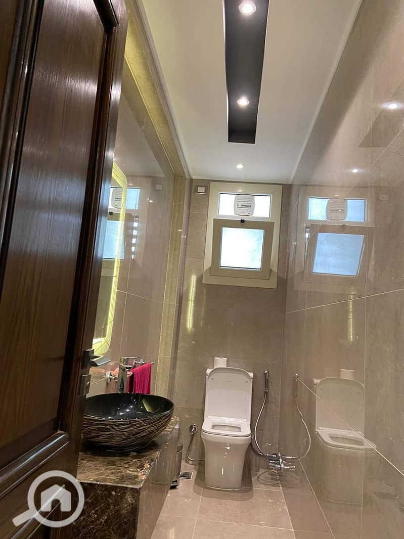 5 WhatsApp Image 2025-10-21 at 3.43. 14 PM. jpeg