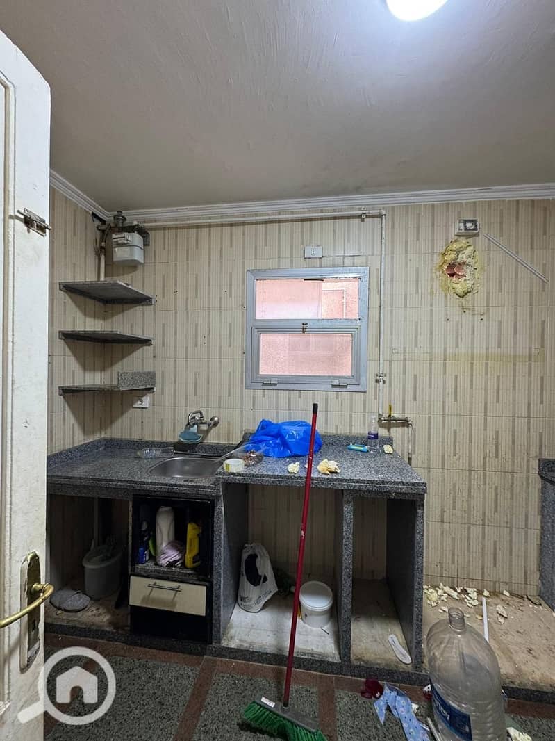 8 72a1727d-5bc0-453e-a00e-a7abddf17dec. jpeg