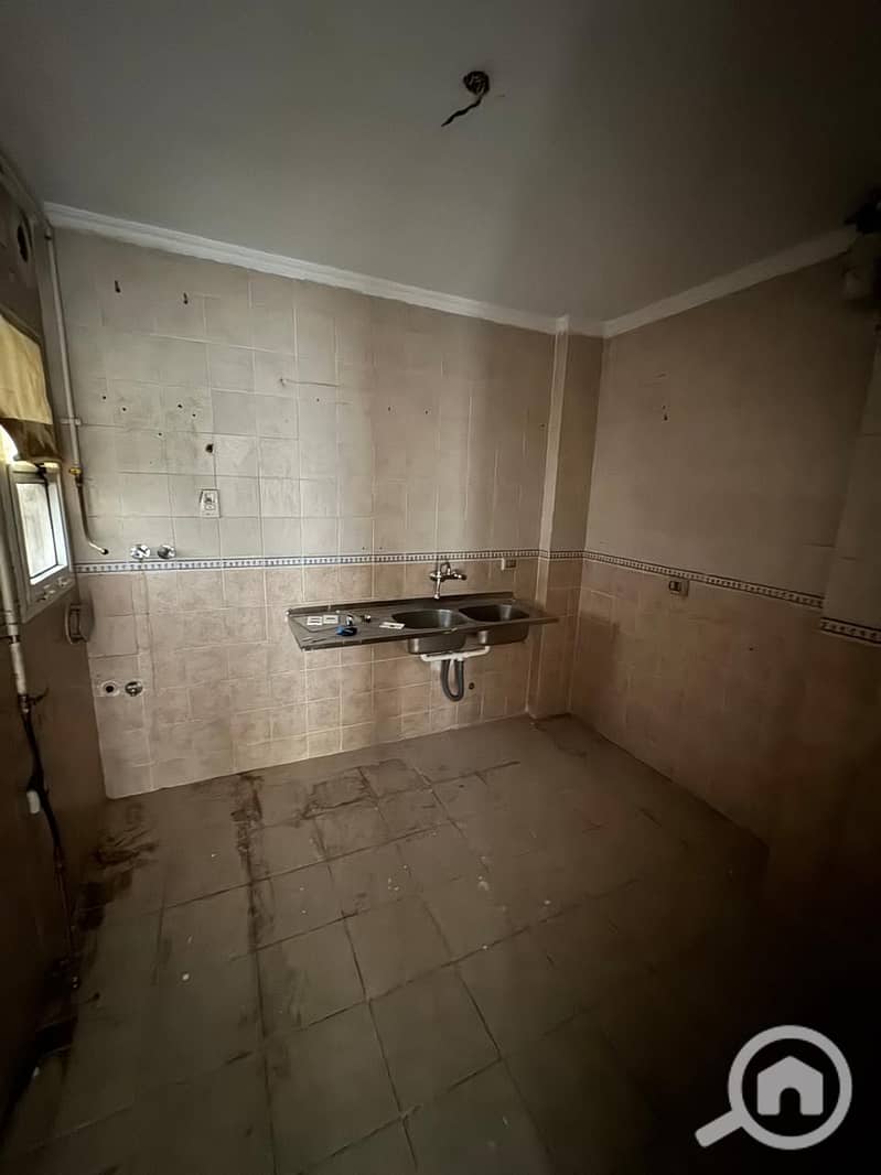 7 f7e46c0e-d3a0-463a-ac96-646a6a397b50. jpeg