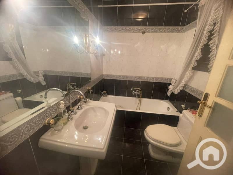 11 1a30b1bb-e900-416e-a666-c1bf433e21e5. jpeg