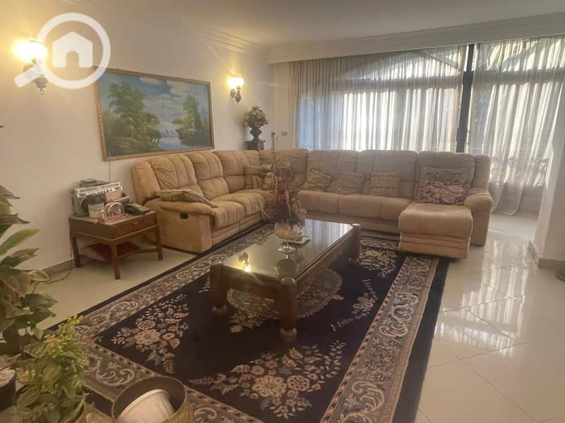 13 8f8d3e86-4e2f-48ca-8378-eb44e5130f2f. jpeg