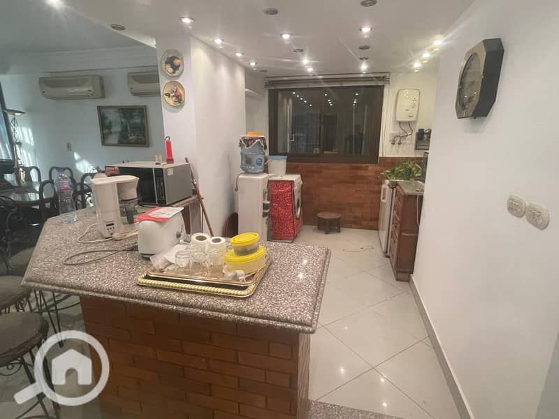 14 9567083b-3fa0-4785-94ab-7f5ce1e0f42c. jpeg