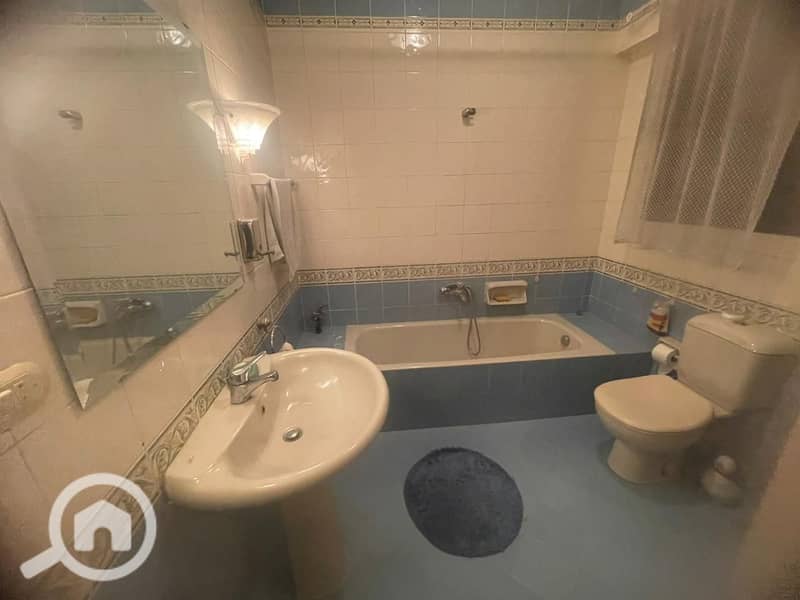 19 b47b5b08-8b85-4559-8690-1ab5ce35e631. jpeg