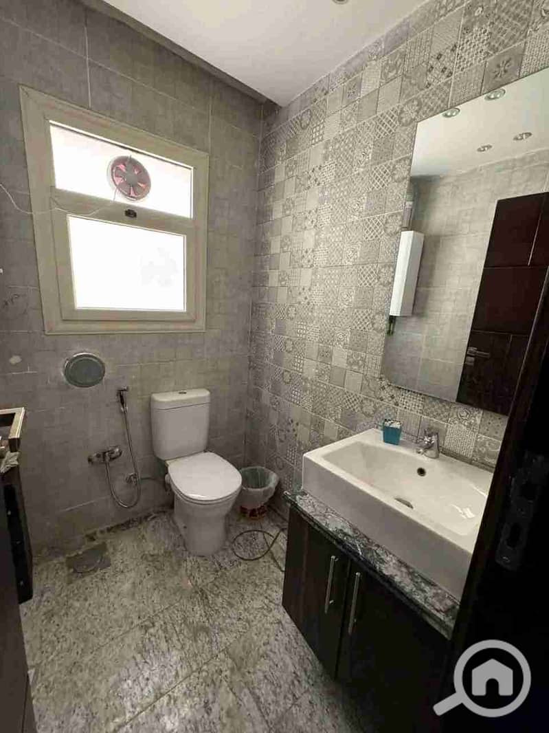 2 1000286768. jpg