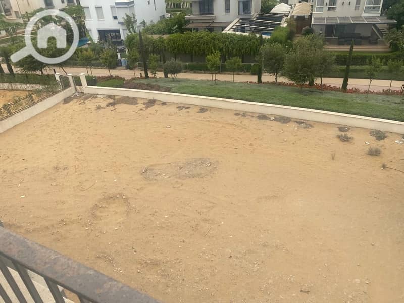 10 WhatsApp Image 2025-10-20 at 1.57. 42 PM (1). jpeg