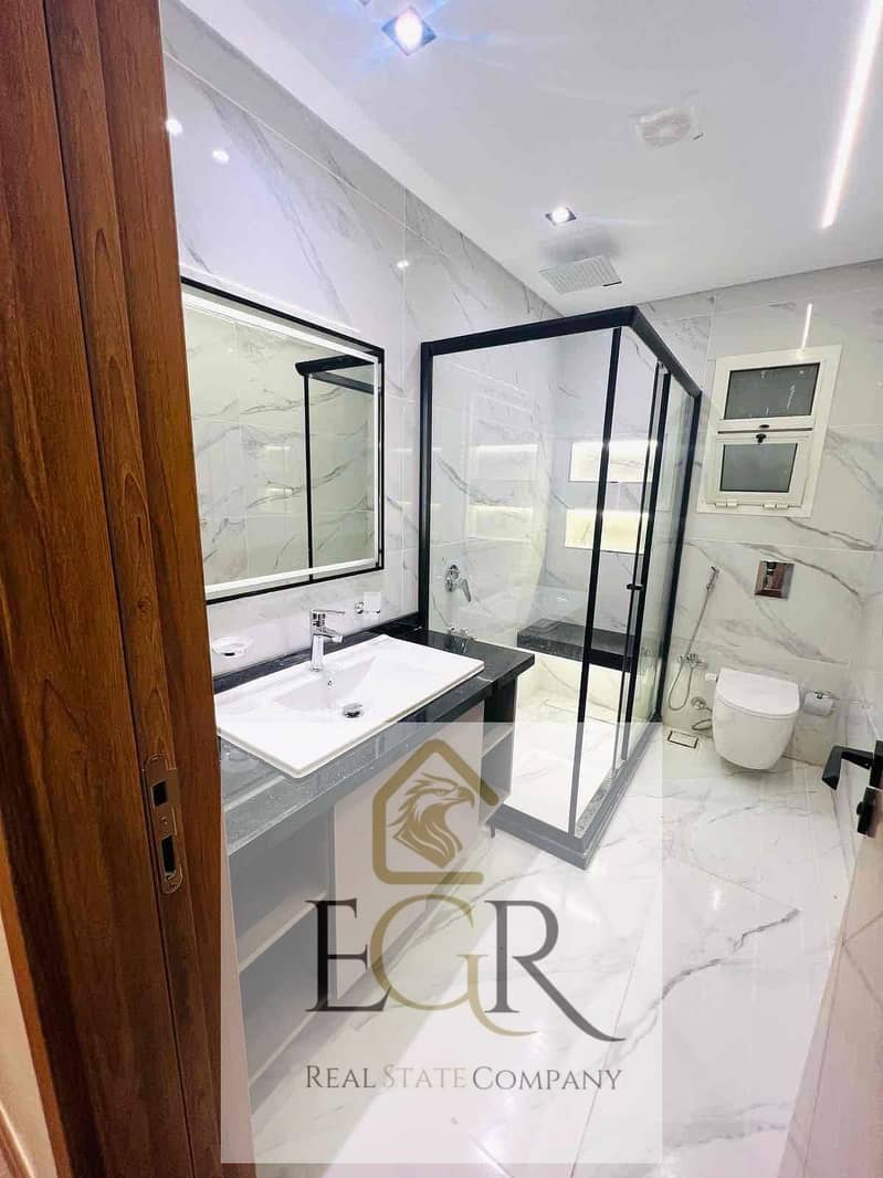 4 d442732e-7851-4df8-bcb7-7f53068214be. jpg