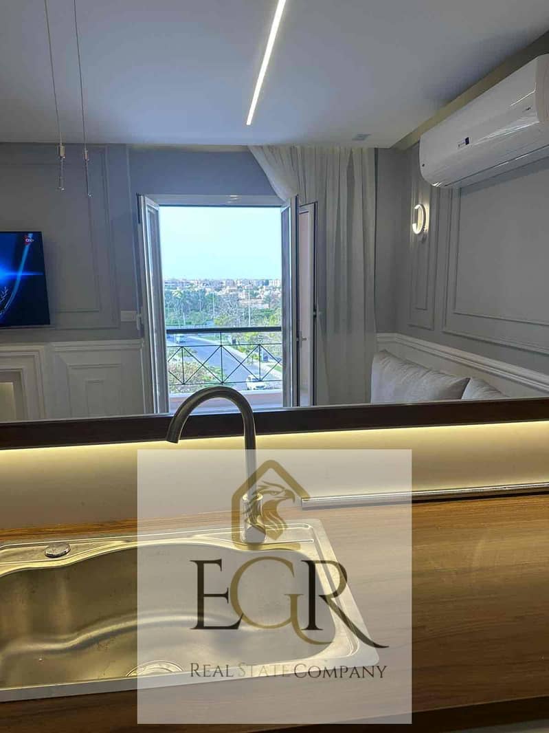 11 d5b931d3-ae18-4d48-a83c-3bf542ce1131. jpg