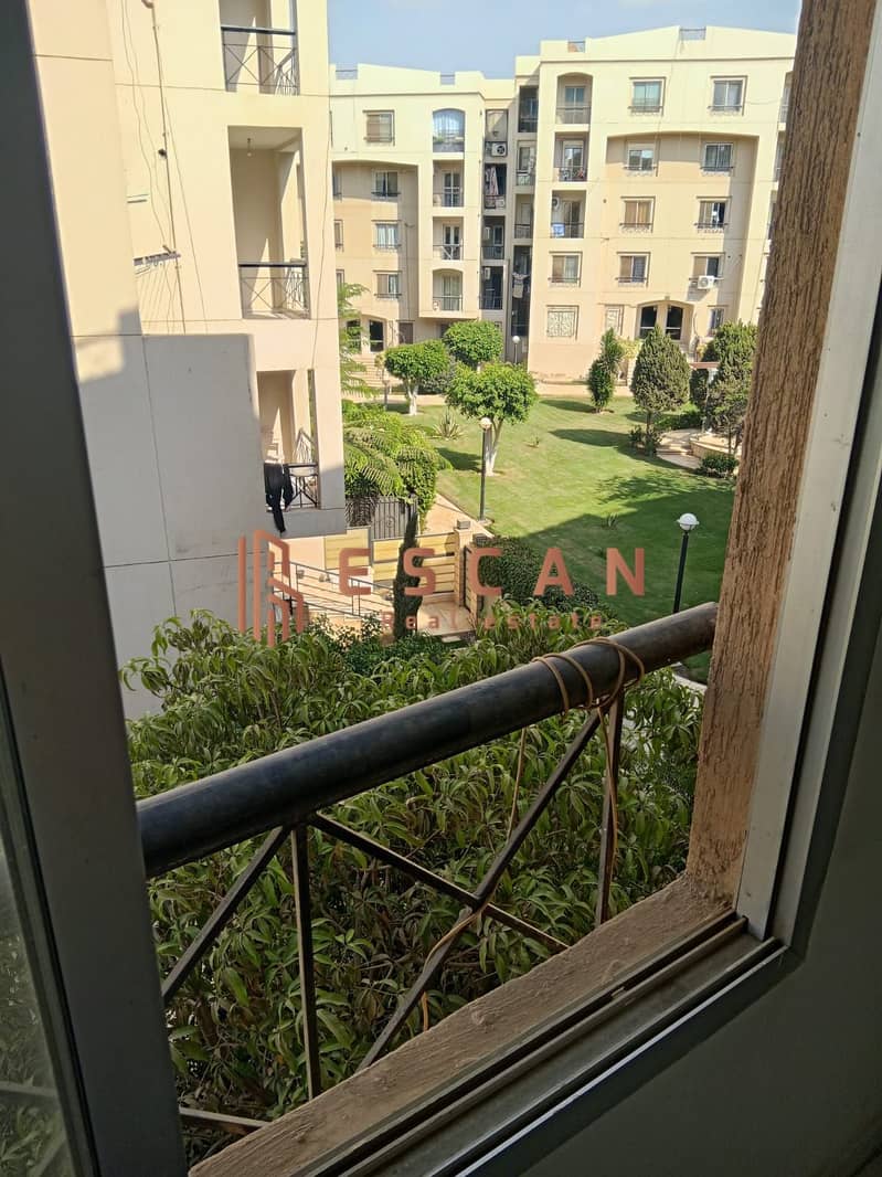 eadc214b-f44c-403b-bfa4-fee4c03dbf1b. jpeg eadc214b-f44c-403b-bfa4-fee4c03dbf1b. jpeg