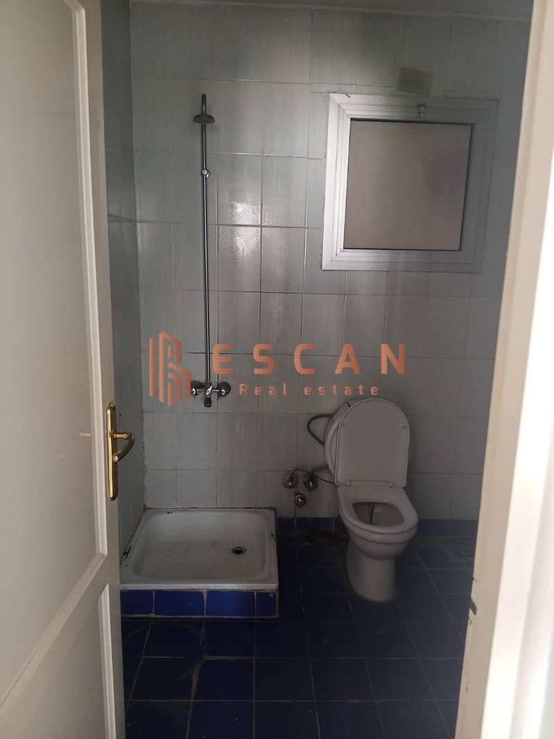 8 e473e4ee-d406-4dae-8b0e-93b53b6723fe. jpeg