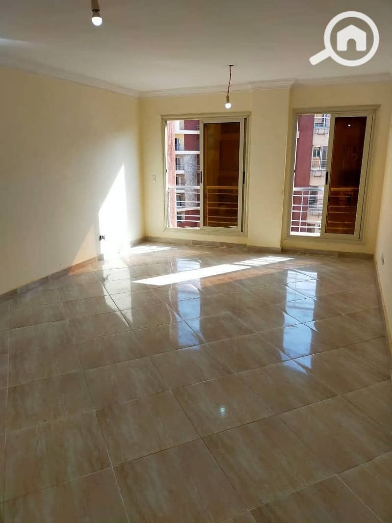 6 WhatsApp Image 2025-10-07 at 14.50. 35_37b753b5. jpg