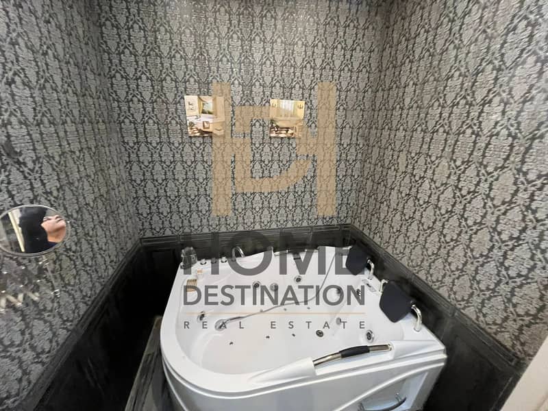 2 WhatsApp Image 2025-10-21 at 17.16. 32_1bd75f51. jpg