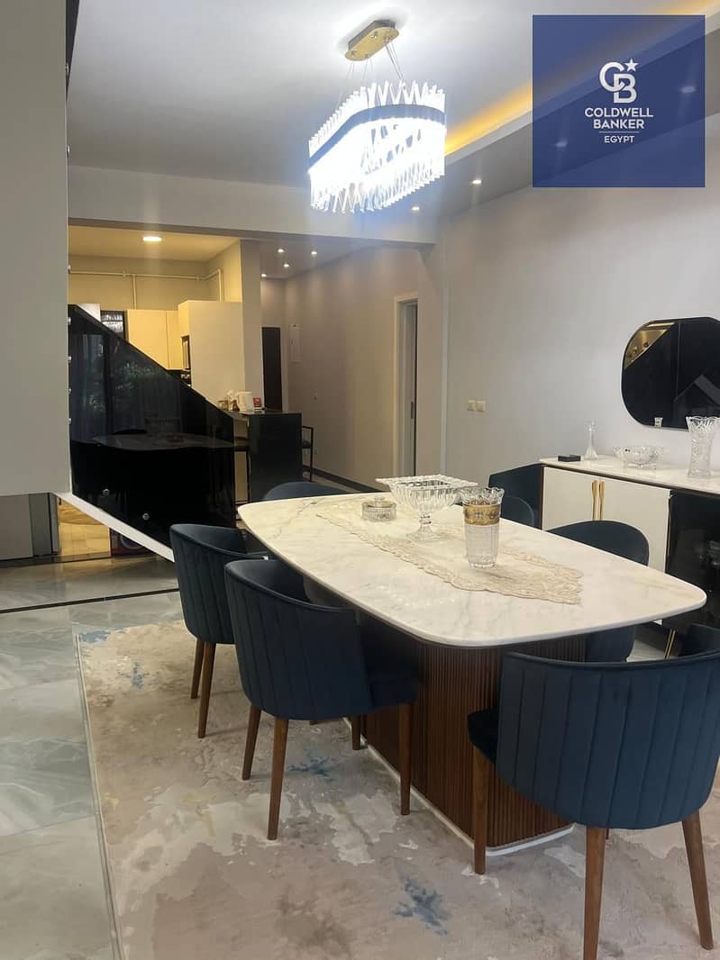 8 592309ad-cf61-458a-b036-af23184c8218. jpeg