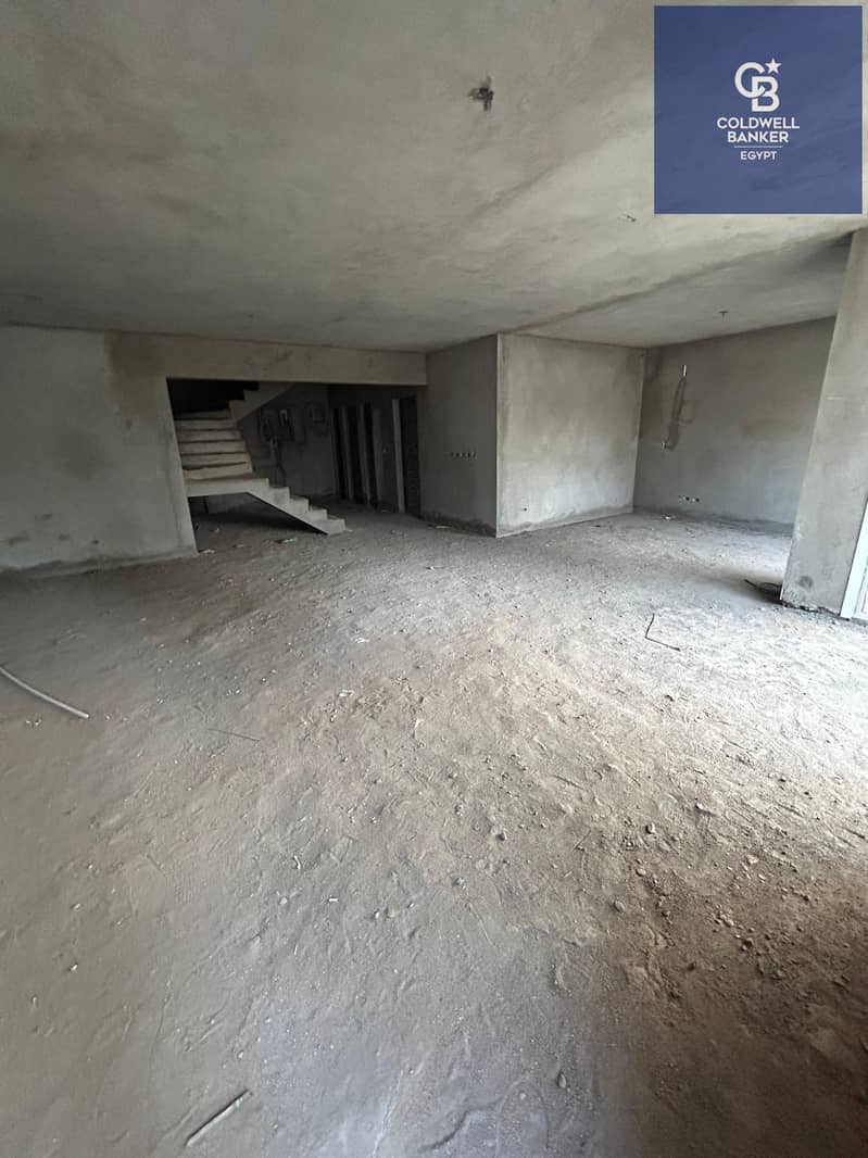 4 839c16f3-8d2c-4901-b2d8-df1f0b6ea6df. jpeg