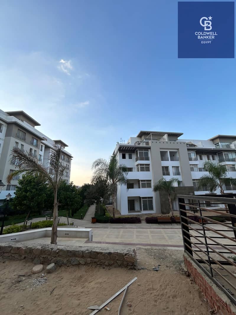 7 2e77c0e9-8047-473d-9683-e7a2e2ec6e6f. jpeg