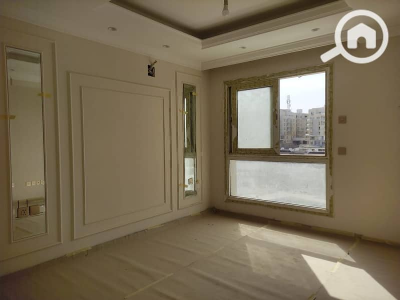 4 WhatsApp Image 2025-10-21 at 5.50. 19 PM (2). jpeg