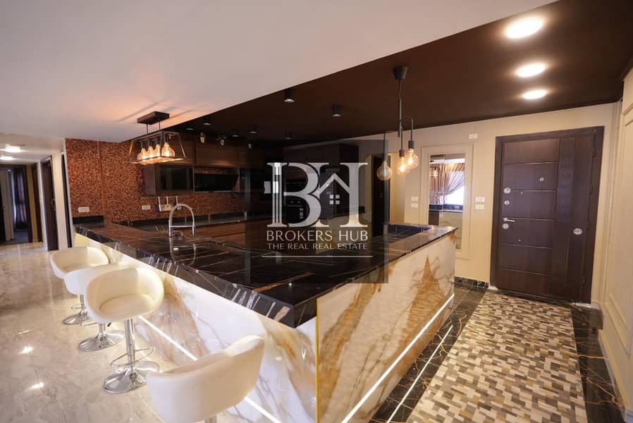 6 ab7fe06f-0f51-44ac-8fed-f22d190d9e3a. jpeg