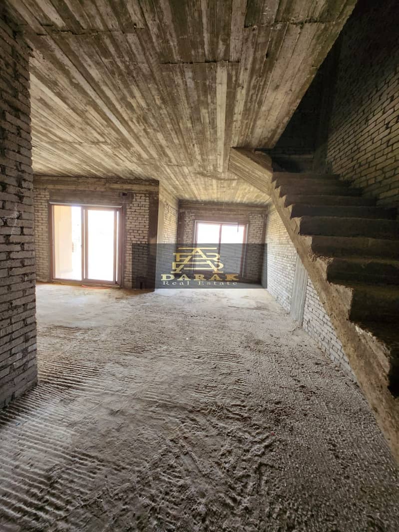 10 WhatsApp Image 2025-10-16 at 14.49. 47_31bdd573. jpg