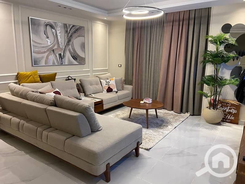 10 WhatsApp Image 2025-10-13 at 23.30. 45_aa8fc521. jpg