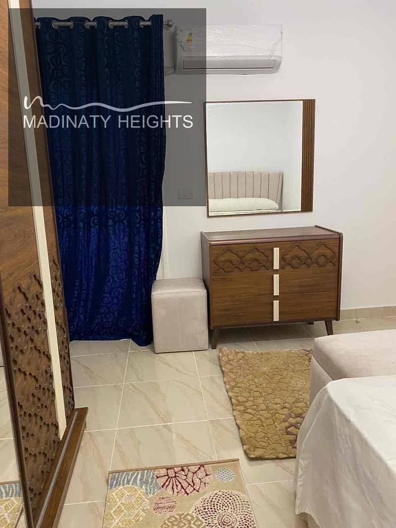 14 09d37bd8-2d36-4b61-9b6d-10d566337239. jpg