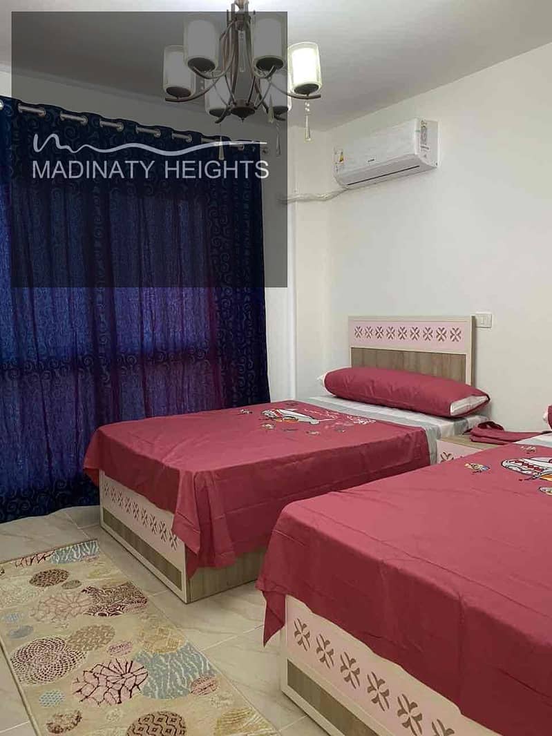 24 2b6e0f9e-9466-4f5c-bb80-c9af780e524d. jpg