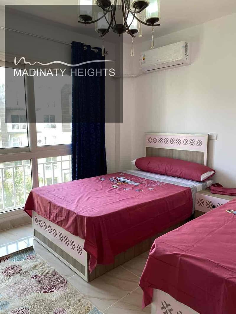 29 25fc883c-3e9b-4c1b-9784-8dab5a257bdd. jpg