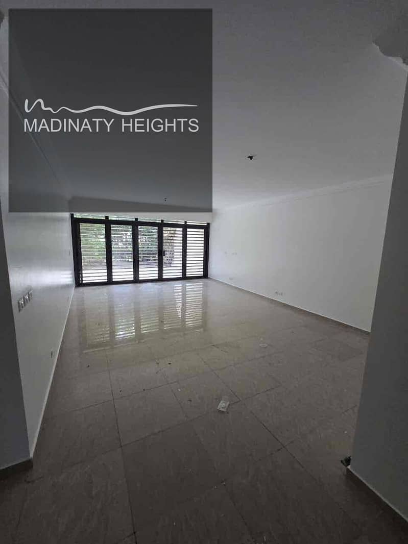 6 91979945-dd5d-48ac-8dd6-0f1b88e41418. jpg