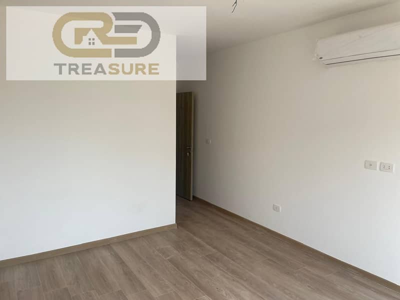 11 WhatsApp Image 2025-10-21 at 3.46. 41 PM. jpeg