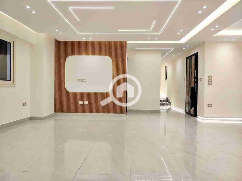 1000481801. jpg 1000481801. jpg