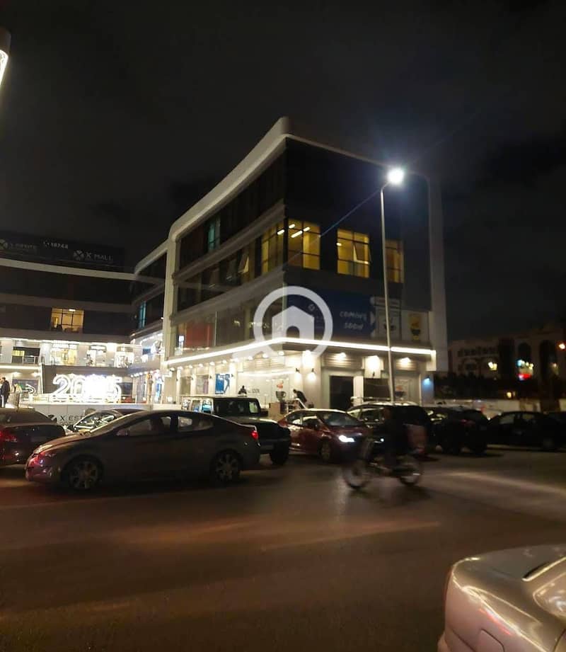 7 1661f4bc-d0c5-411a-94c2-d136448d7555. jpg