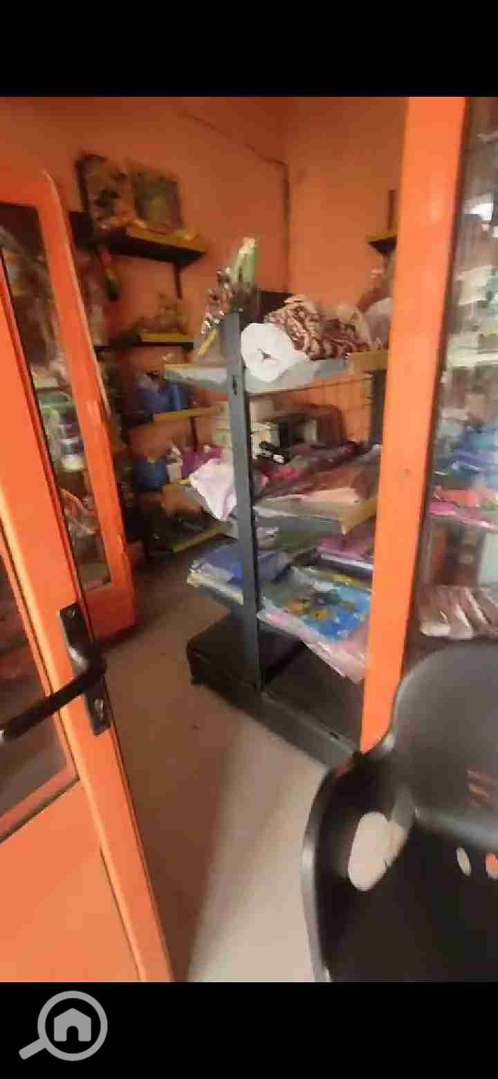 6 Screenshot_20251021_124400_com. whatsapp. w4b. jpg