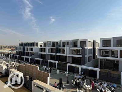 توين هاوس 4 غرف نوم للبيع في القاهرة الجديدة، القاهرة - IMG-20250907-WA0327(2). jpg توين هاوس 4 غرف نوم للبيع في القاهرة الجديدة، القاهرة - IMG-20250907-WA0327(2). jpg