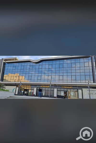 Clinic for Sale in New Cairo, Cairo - عياده للبيع 77 متر فى لوكيشن مميز التجمع الخامس