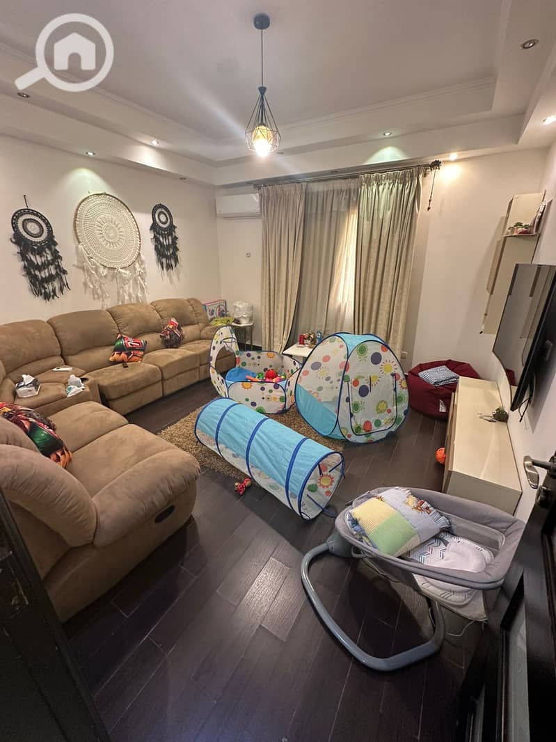 4 WhatsApp Image 2025-10-21 at 20.08. 52_22298531. jpg