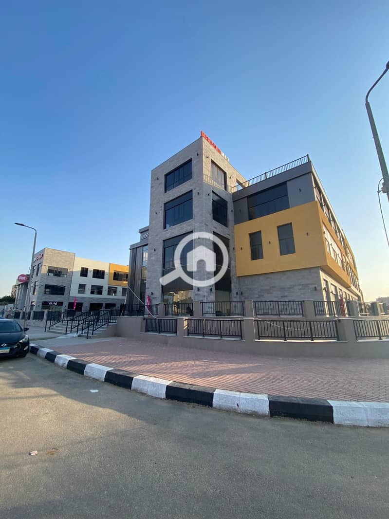 7 4c9c1c96-bba5-4f8e-b320-b24393dabba4. jpg