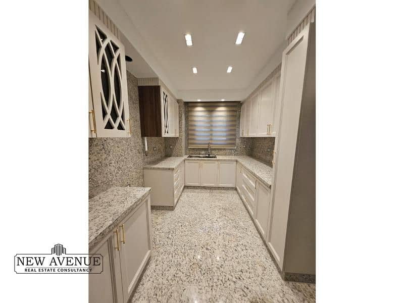 6 WhatsApp Image 2025-10-21 at 11.52. 02 AM (1). jpg