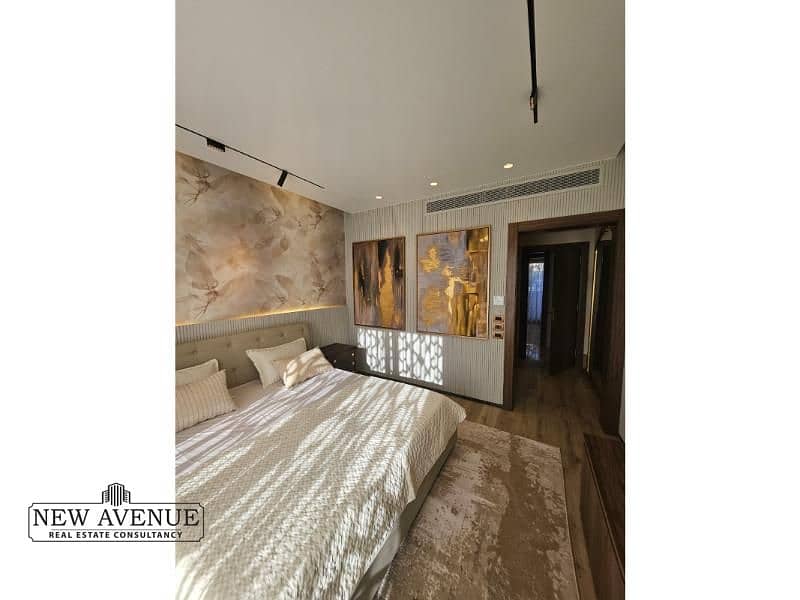 11 WhatsApp Image 2025-10-21 at 11.52. 05 AM. jpg