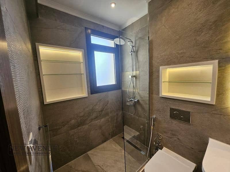 12 WhatsApp Image 2025-10-21 at 11.52. 06 AM (1). jpg