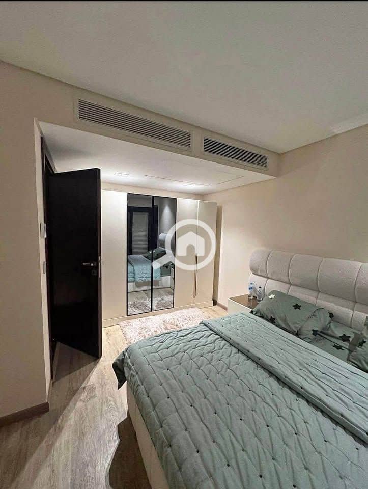 11 566400845_2030746004353708_9001524812590805003_n. jpg