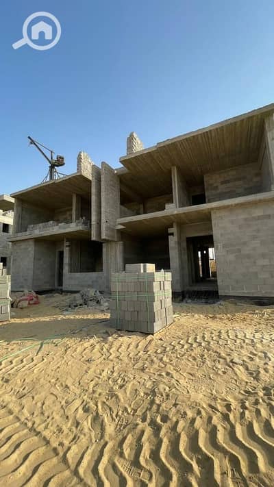 4 Bedroom Townhouse for Sale in Sheikh Zayed, Giza - WhatsApp Image 2025-02-11 at 15.19. 14_becd4a6d. jpg