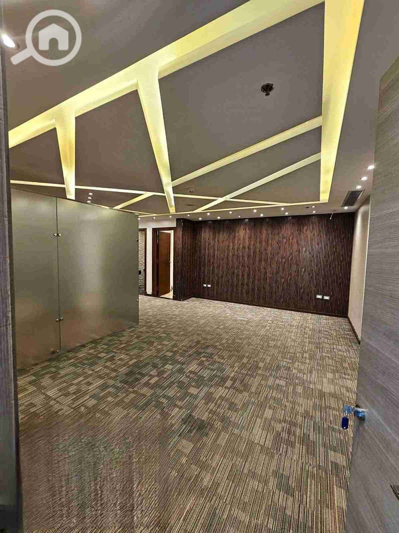 3 FB_IMG_1760273078601. jpg