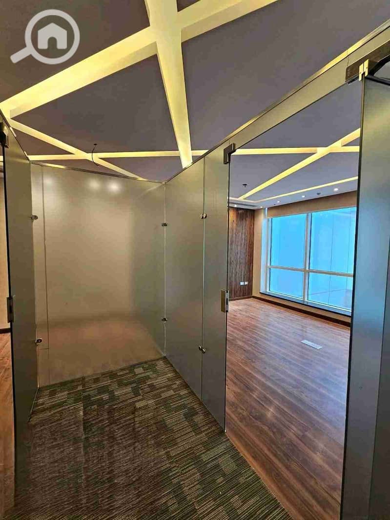 8 FB_IMG_1760273089012. jpg