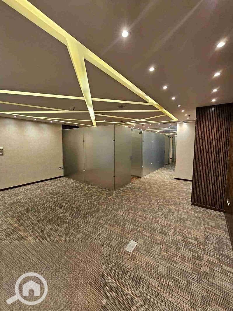 9 FB_IMG_1760273069724. jpg